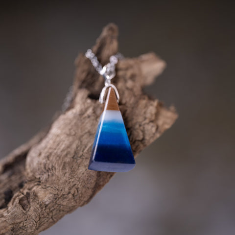 Mare Triangle necklace/earring Set Up-ReinWood